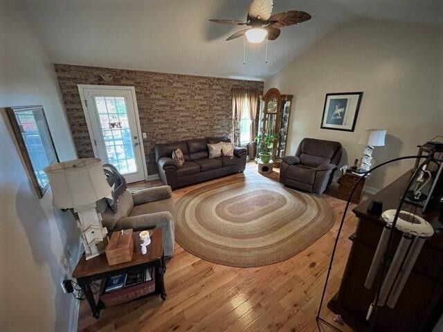 69 Sue Ln, Ringgold, GA 30736