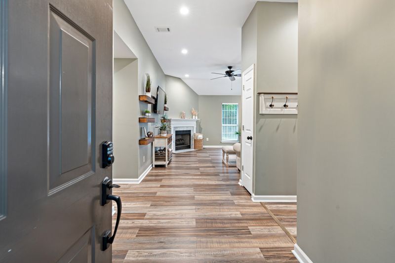 1636 Eagle Trace Dr, Mount Juliet, TN 37122