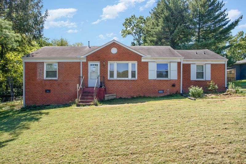 2161 June Dr, Nashville, TN 37214