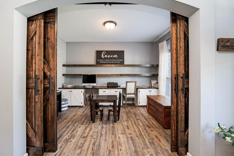 1924 Hawks Nest Dr, Hermitage, TN 37076