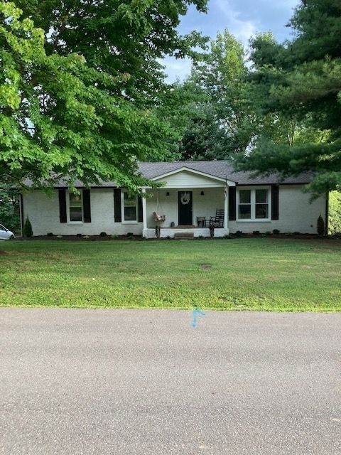 2313 Woodmont Dr, Springfield, TN 37172