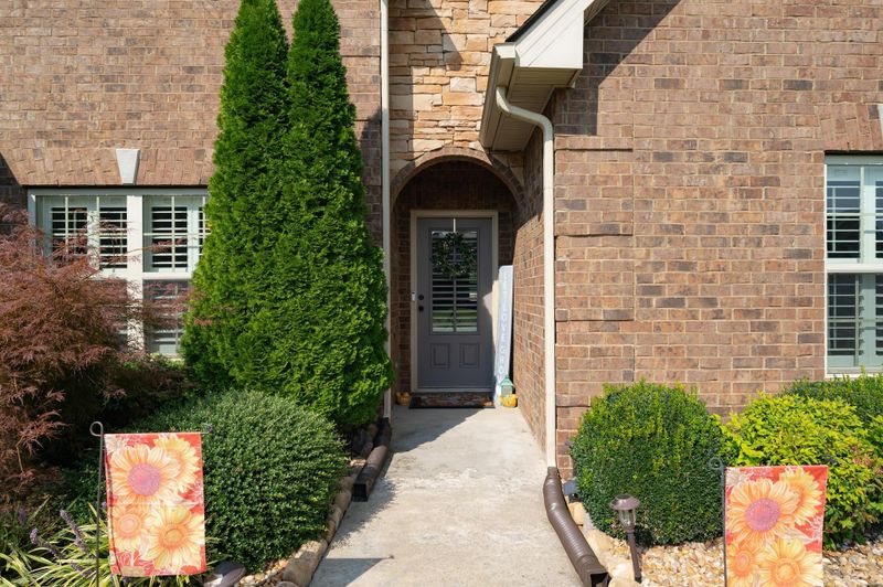 2915 June Bug Dr, Murfreesboro, TN 37129