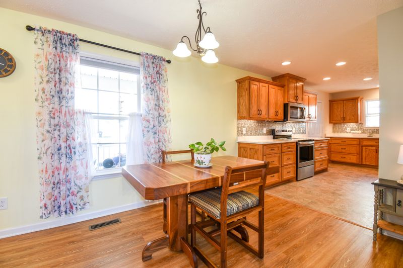 1941 Susan Rd, Columbia, TN 38401