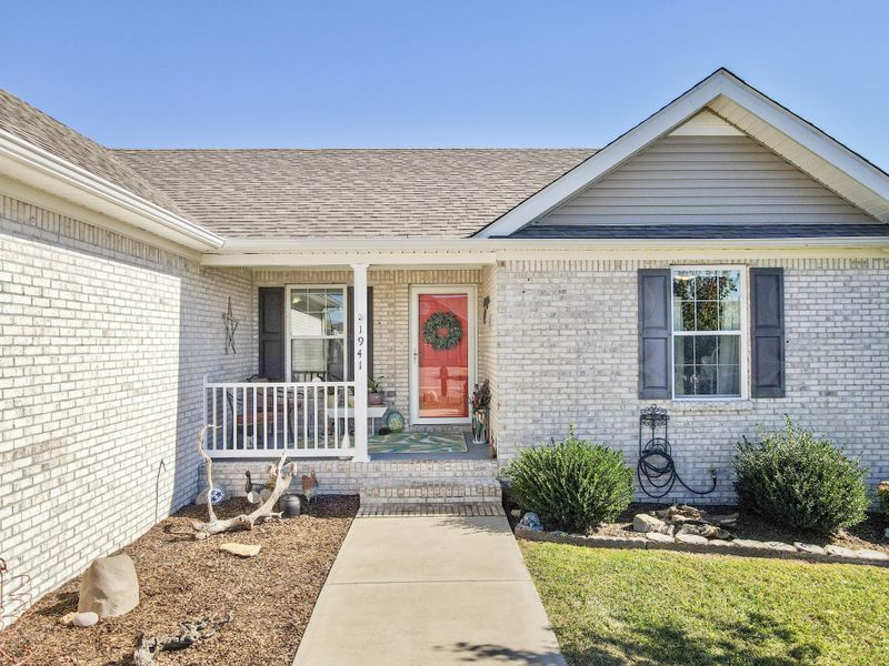 1941 Susan Rd, Columbia, TN 38401