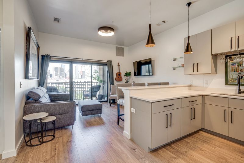 1002 Division St NE #405, Nashville, TN 37203