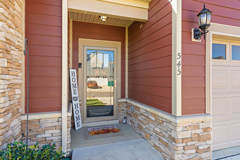 545 High Echelon Cir, Smyrna, TN 37167