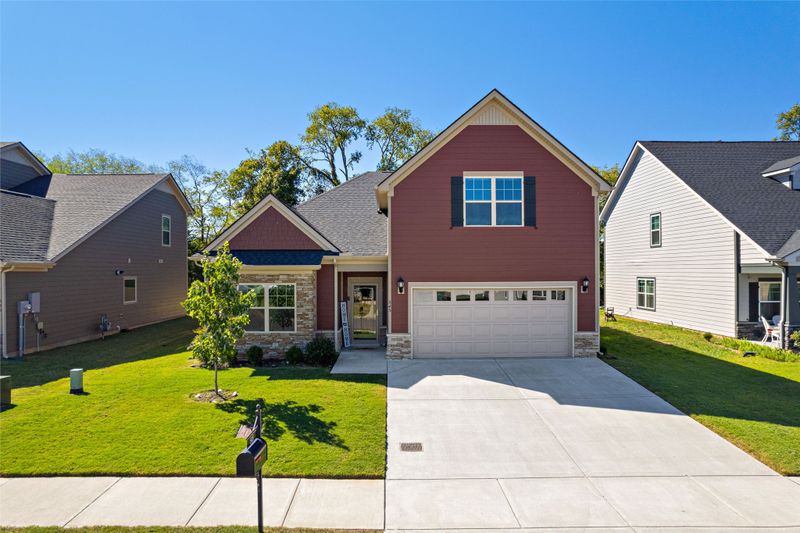 545 High Echelon Cir, Smyrna, TN 37167