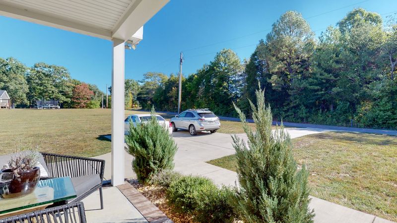 1012 Liberty Rd, Charlotte, TN 37036
