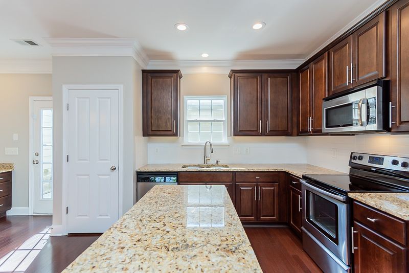 3202 Dothan Ln, Nashville, TN 37211