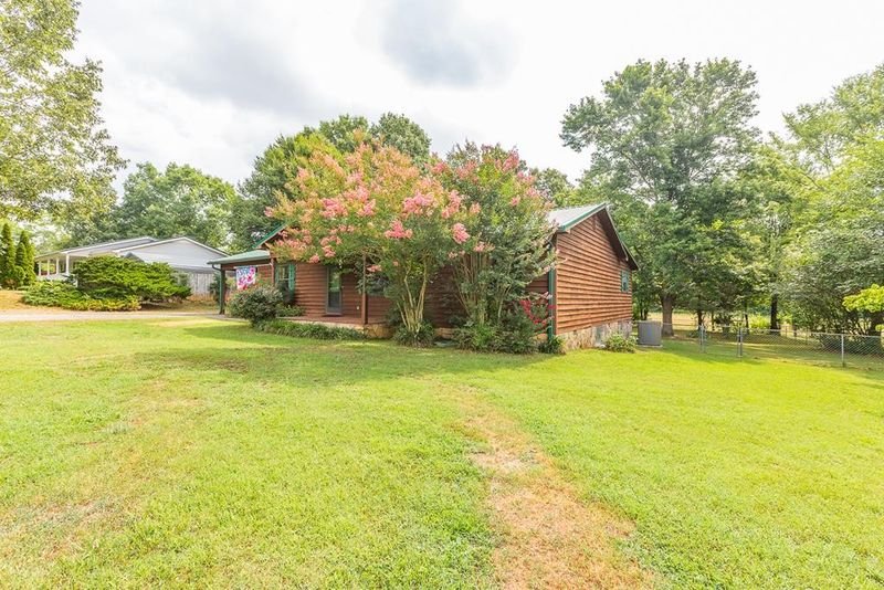 46 Wheat St, Chatsworth, GA 30705
