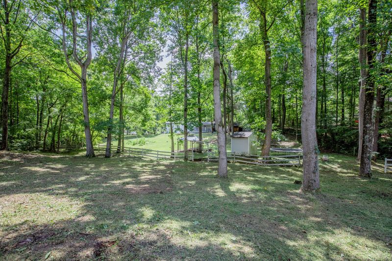 7821 Covington Rd, White House, TN 37188