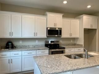 913 Mulberry Hill Pl, Antioch, TN 37013