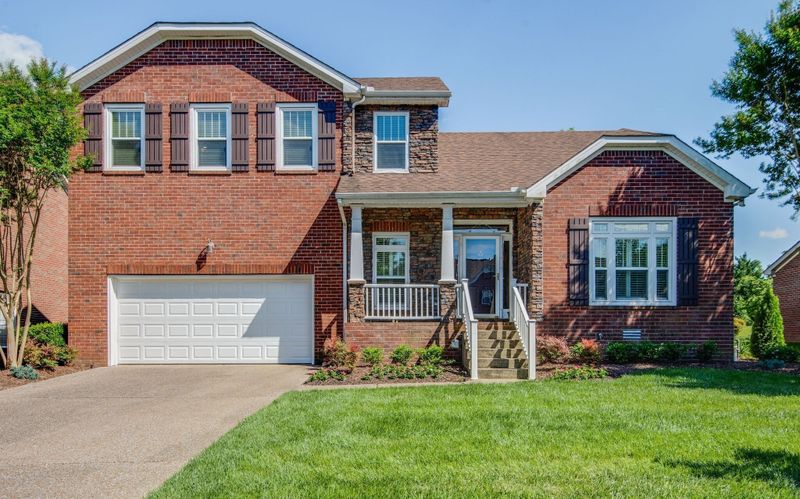 5153 Traceway Dr, Nashville, TN 37221