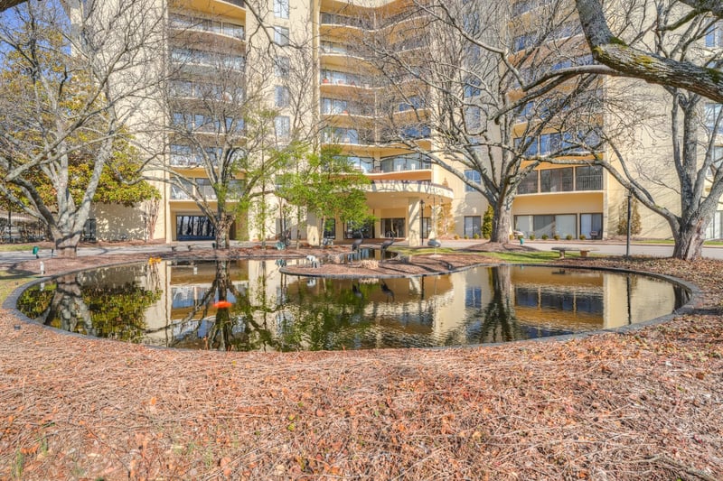 6666 Brookmont Ter #104, Nashville, TN 37205