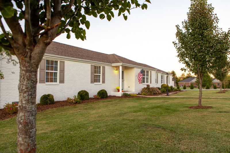 613 Compton Ln, Columbia, TN 38401