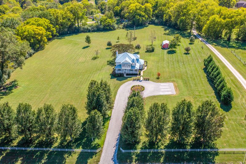4014 Cecil Farm Rd, Mount Pleasant, TN 38474