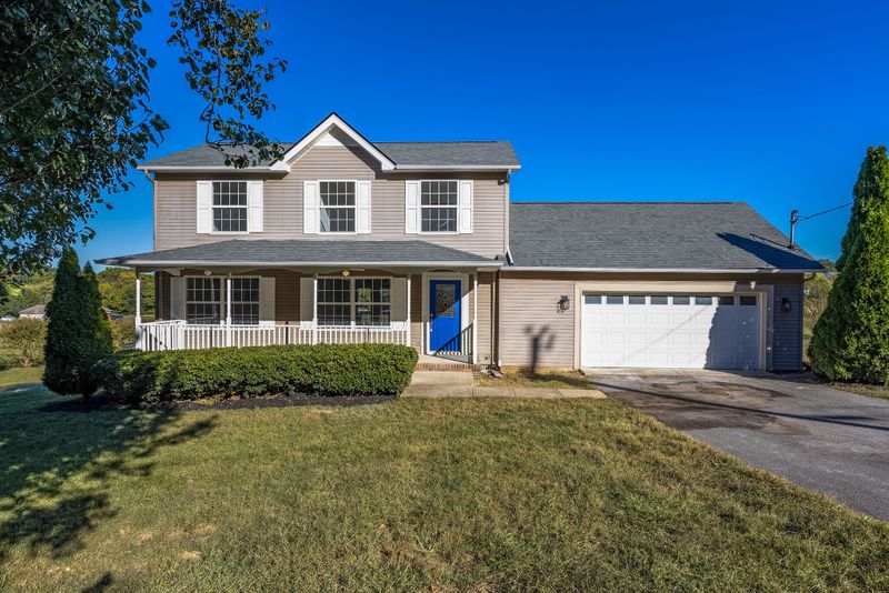 566 D V Cir, Spring Hill, TN 37174