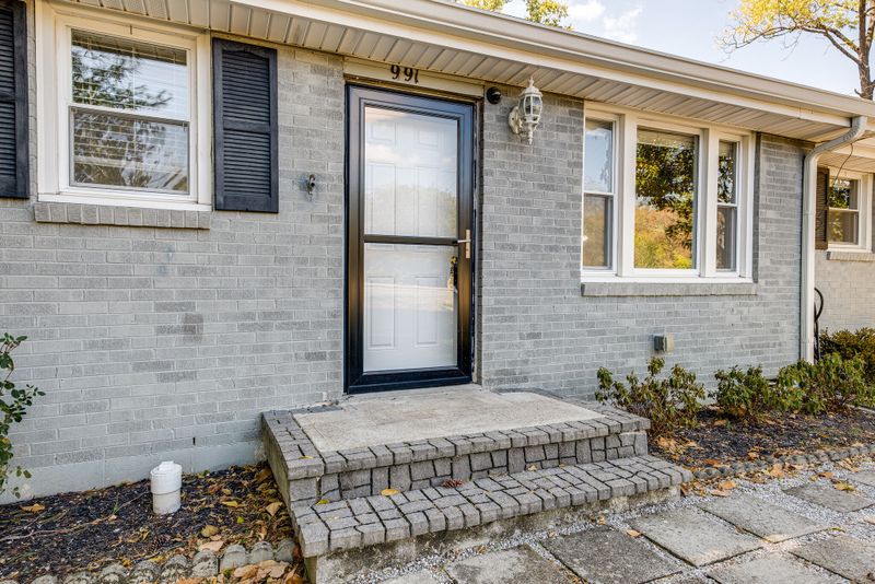 991 Davidson Dr, Nashville, TN 37205