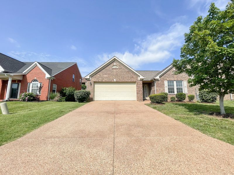 268 Cobblestone Ldg, Mount Juliet, TN 37122