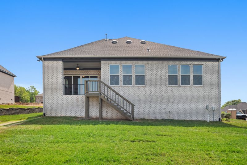 5435 Ayana Dr, Arrington, TN 37014
