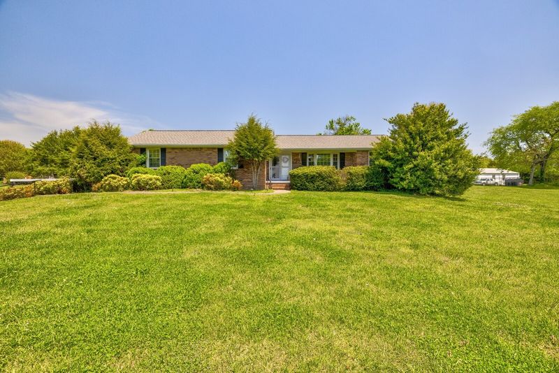 7486 Deer Ridge Rd, Primm Springs, TN 38476