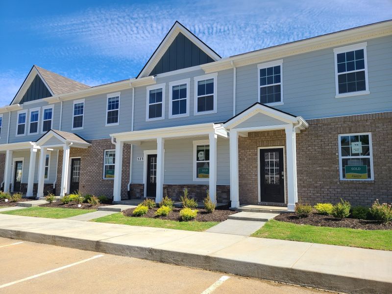 154 Cecil Rd, Lebanon, TN 37087