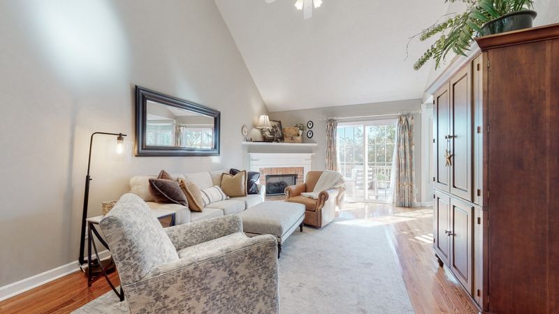 2887 Sutherland Dr, Thompsons Station, TN 37179