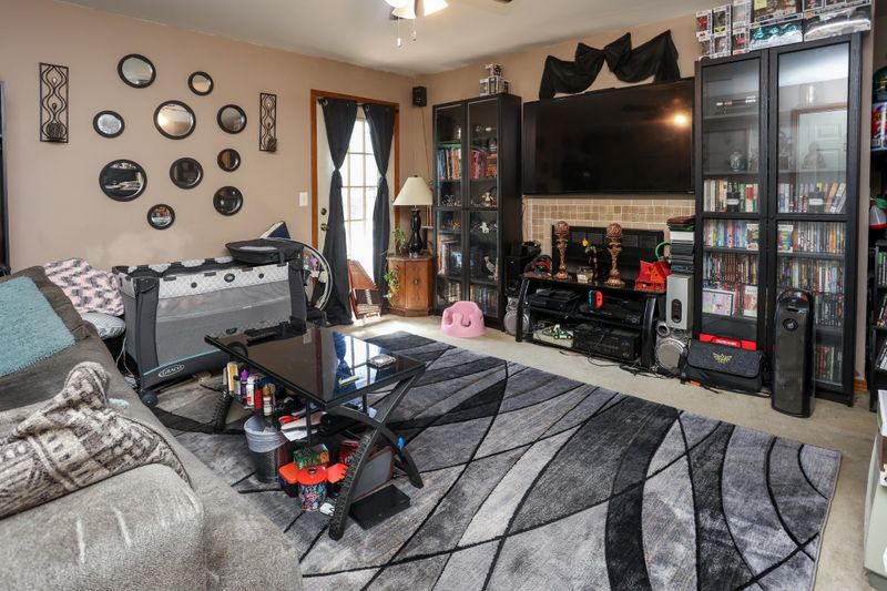 182 Brooke Castle Dr, Hermitage, TN 37076