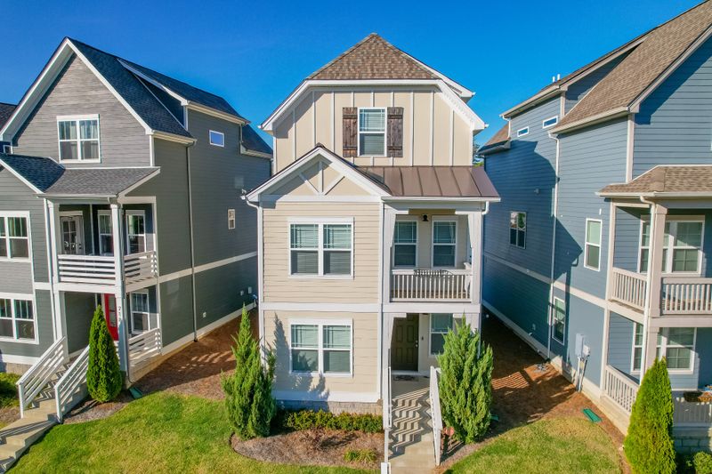 716 Bellevue Rd, Nashville, TN 37221