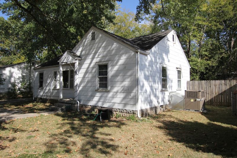 431 Hawkins Ave, Murfreesboro, TN 37130