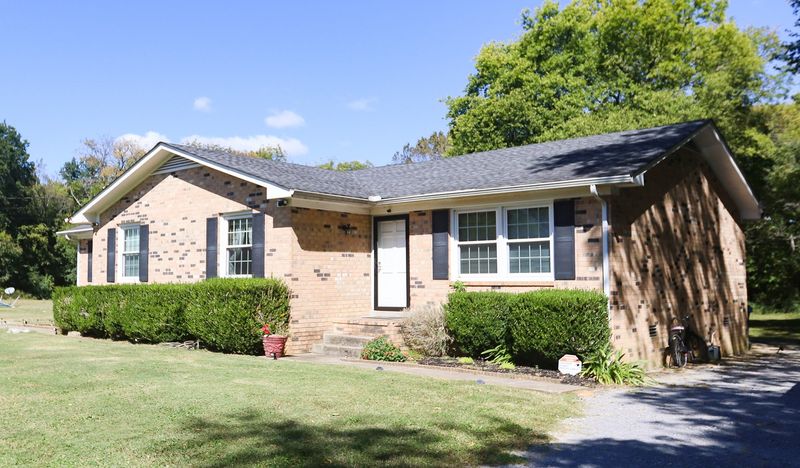 808 Lillard Rd, Murfreesboro, TN 37130