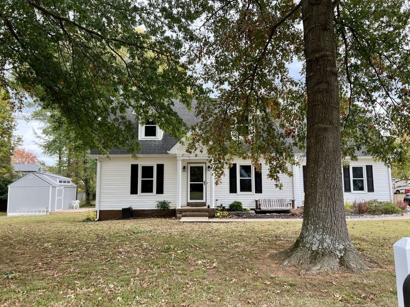 2607 Riverstone Dr, Murfreesboro, TN 37128