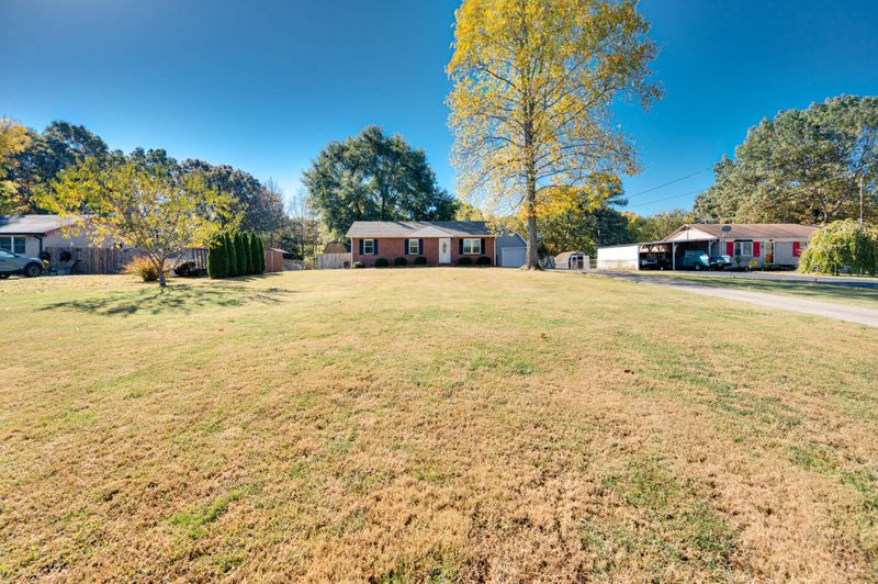 7116 Fairlawn Dr, Fairview, TN 37062