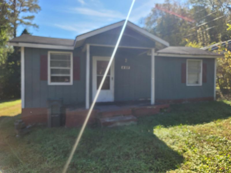 607 N Chattanooga St, La Fayette, GA 30728