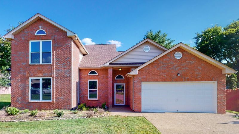 600 Winners Circle Pl, Thompsons Station, TN 37179