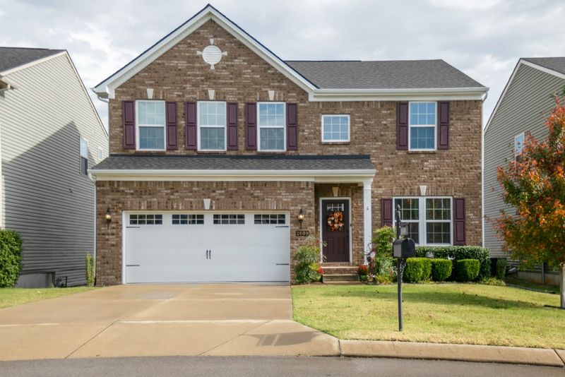 2609 Bluffton Ln, Columbia, TN 38401