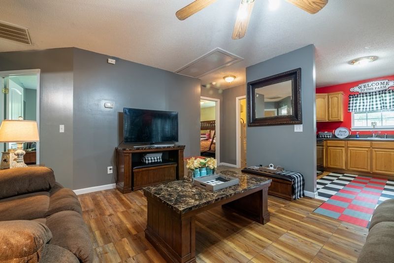 1842 Magnolia Ave, Dalton, GA 30720