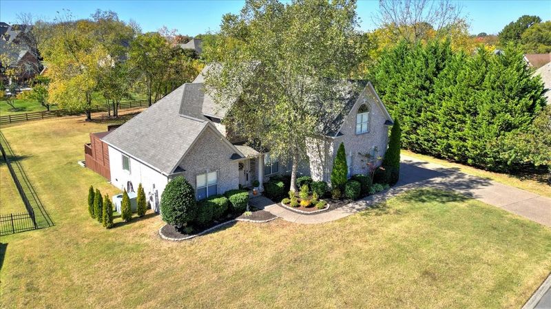 703 Skylar Xing N, Mount Juliet, TN 37122