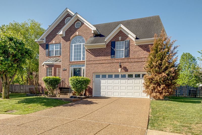 613 Wildflower Ct, Franklin, TN 37064