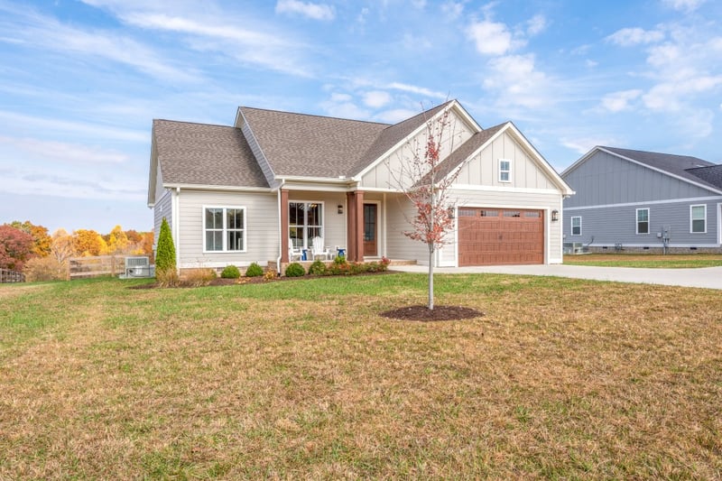 1123 Abiff Rd, Bon Aqua, TN 37025