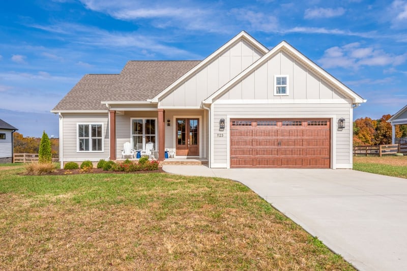 1123 Abiff Rd, Bon Aqua, TN 37025