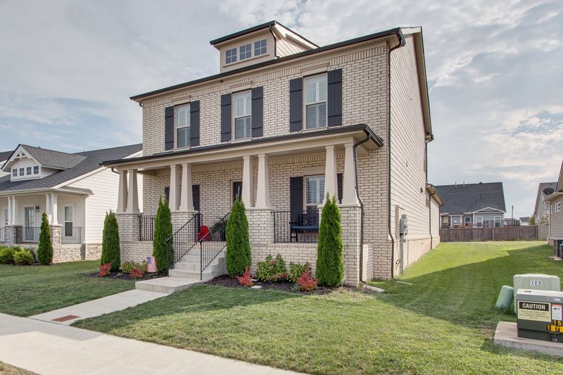 123 Harvest Point Blvd, Spring Hill, TN 37174