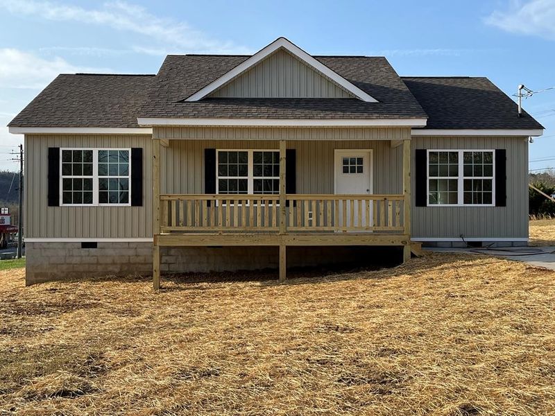 98 Sixth Ave, Chatsworth, GA 30705