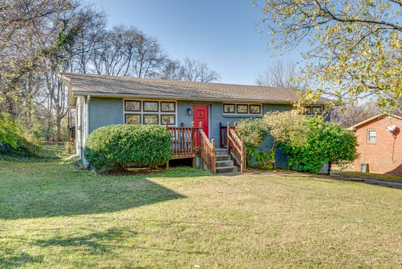 3324 Falls Creek Dr, Nashville, TN 37214