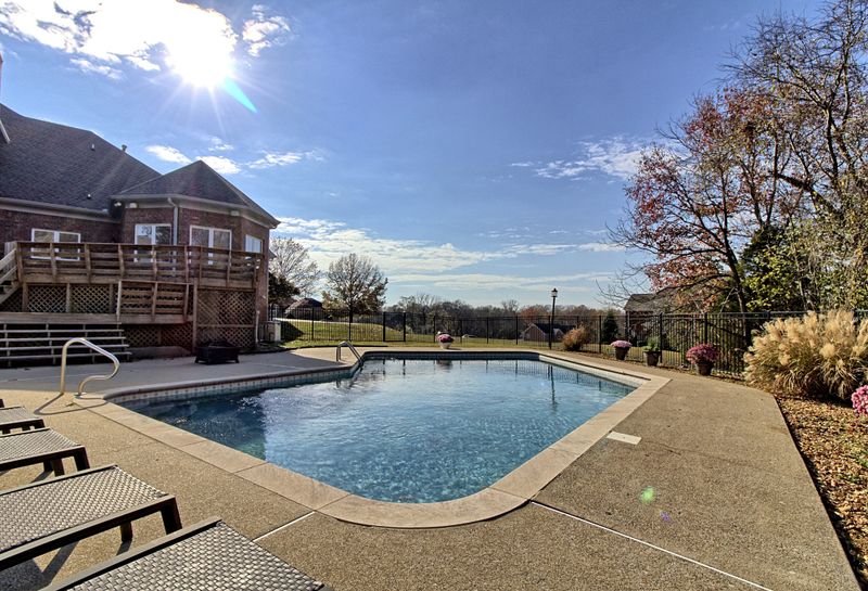 1006 Commodore Pl, Mount Juliet, TN 37122