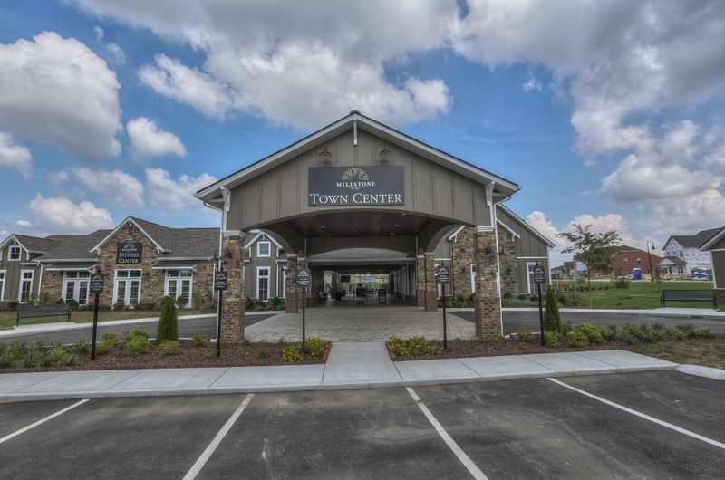 132 Owl Hollow Rd, Hendersonville, TN 37075