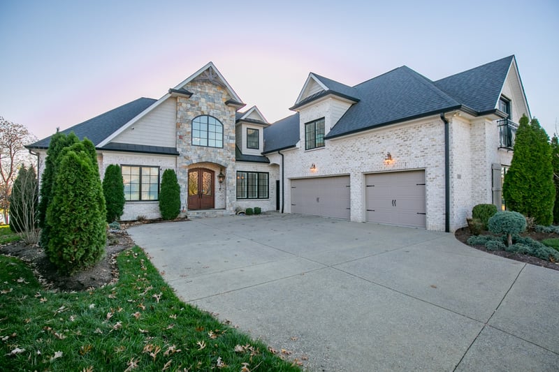1143 Mccrory Cir, Gallatin, TN 37066