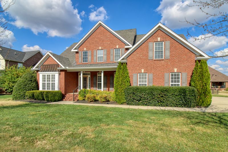 7018 Grindstone Way, Murfreesboro, TN 37129