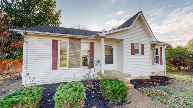 236 Sunny Acre Dr, Mount Juliet, TN 37122