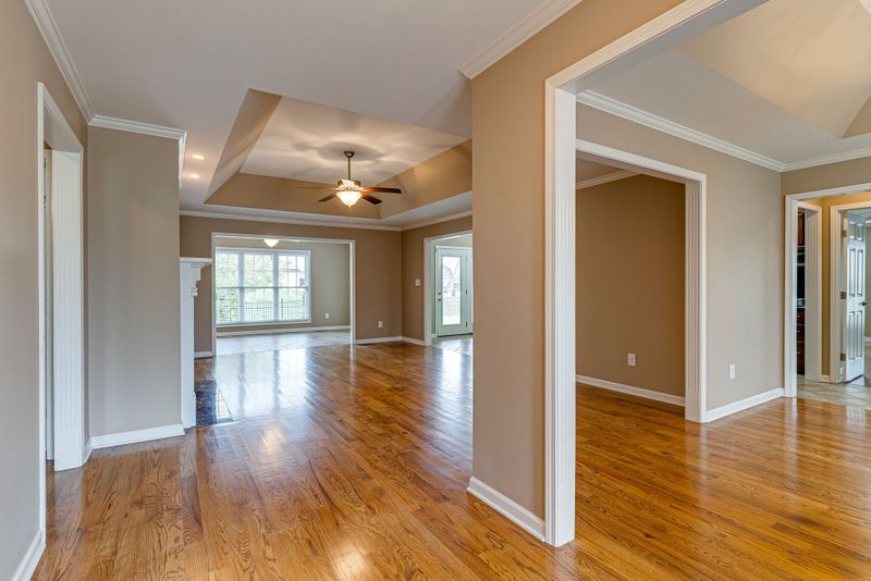 160 Aquinas Ct, Gallatin, TN 37066